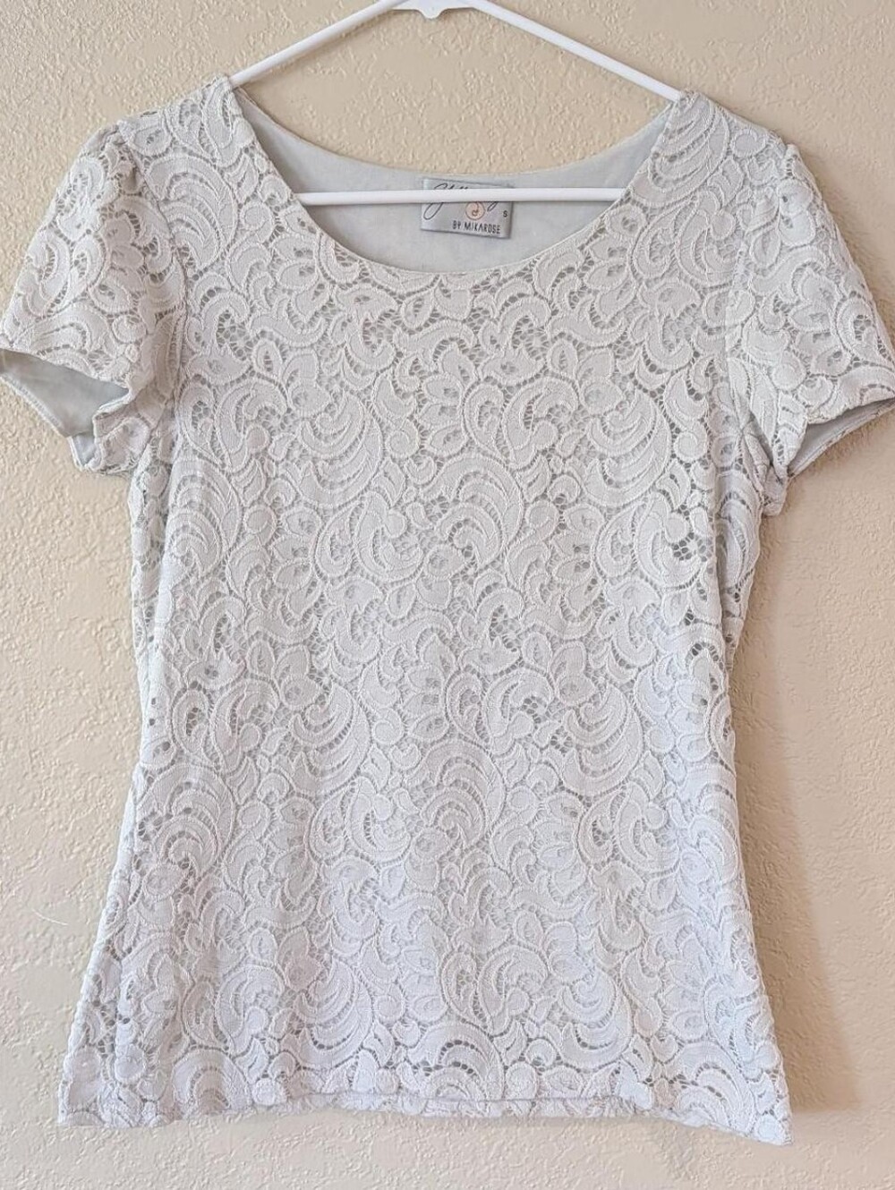 Yellowberry By Mikarose Feminine White Lace Short-Sleeve Top